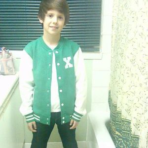 Meet your Posher, Christopher